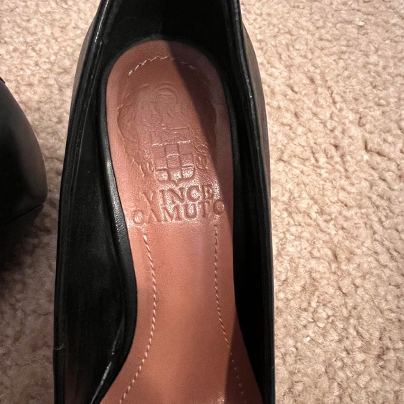Vince Camuto, black leather kitten heels, size 4 - Picture 3 of 4